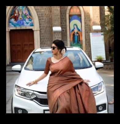 Sculpted Splendor: Find Artistry in the Craftsmanship of Our Set