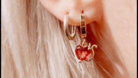 Whispers of Whimsy: Αγκαλιάστε την παιχνιδιάρικη διάθεση με τα σκουλαρίκια μας εμπνευσμένα από την ιδιοτροπία