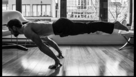 Φυσική Γυμναστική: Ασκήσεις σε Υπαίθριο Χώρο για Μάθηση στο σωματικό βάρος