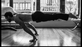 Φυσική Γυμναστική: Ασκήσεις σε Υπαίθριο Χώρο για Μάθηση στο σωματικό βάρος